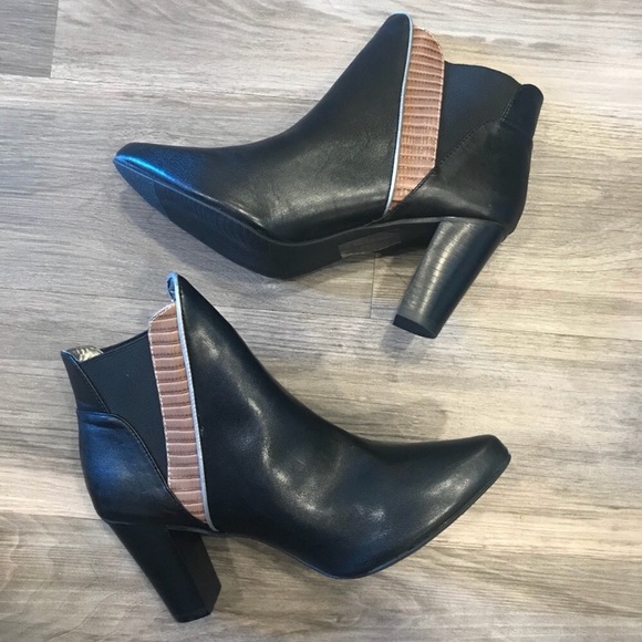 Mark. Black and Brown Heeled Booties Size 9 - Picture 4 of 7